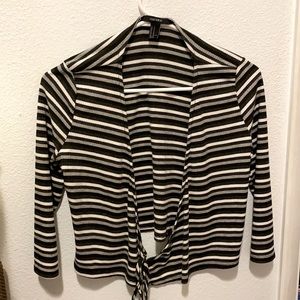 Wrap Crop Top 3/4 Sleeve